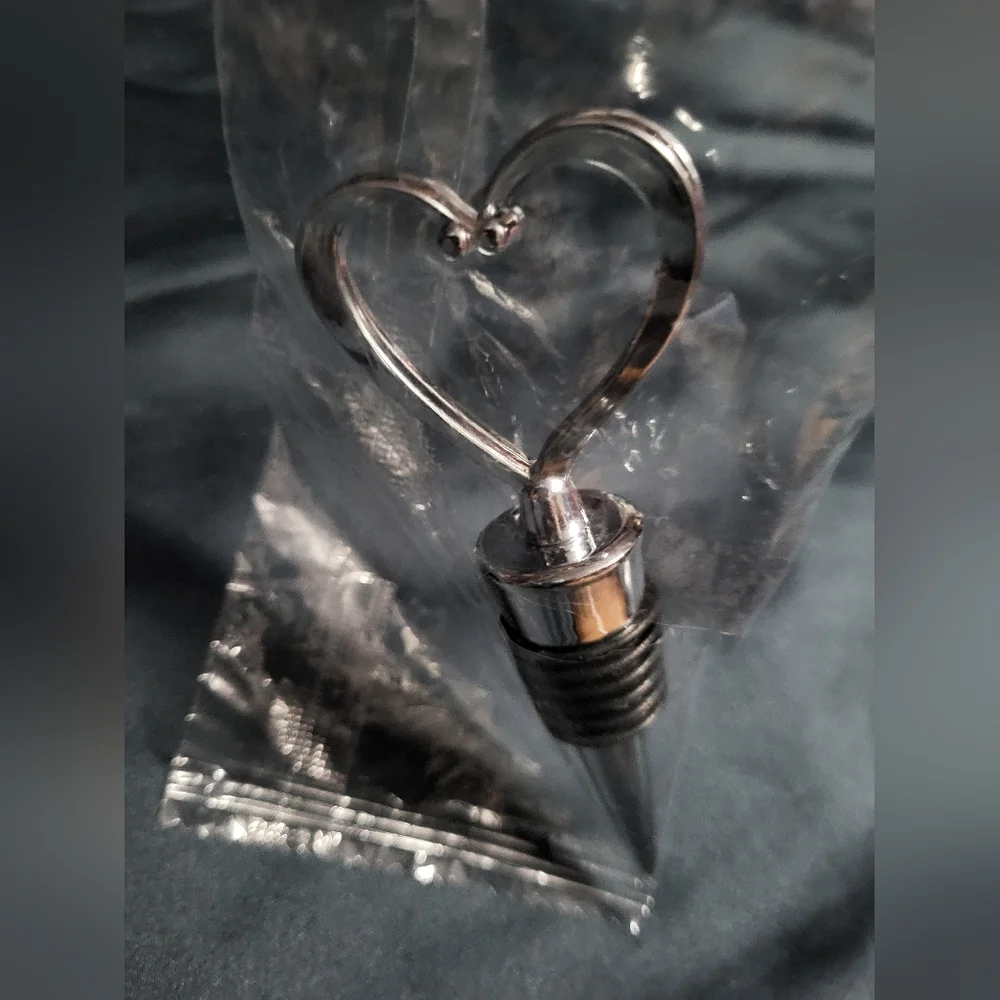 Silver Heart Wine Bottle Stopper